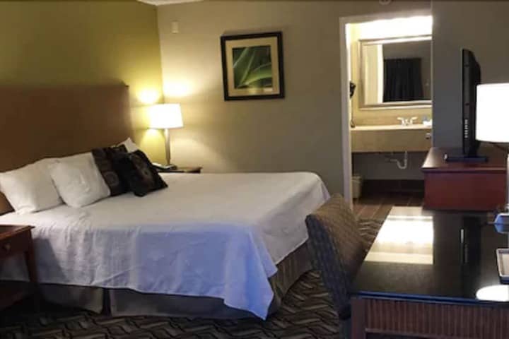 Room 12 of 43